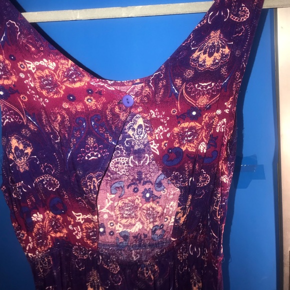 Dress - Picture 2 of 3